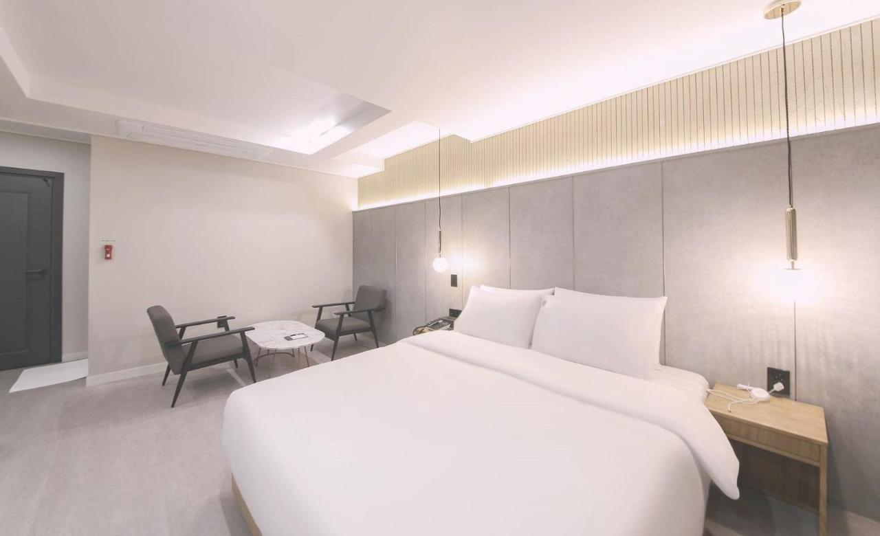 Ariel Hotel Μπουσάν Εξωτερικό φωτογραφία
