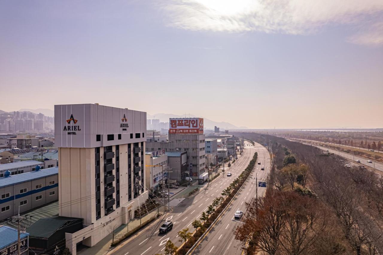 Ariel Hotel Μπουσάν Εξωτερικό φωτογραφία