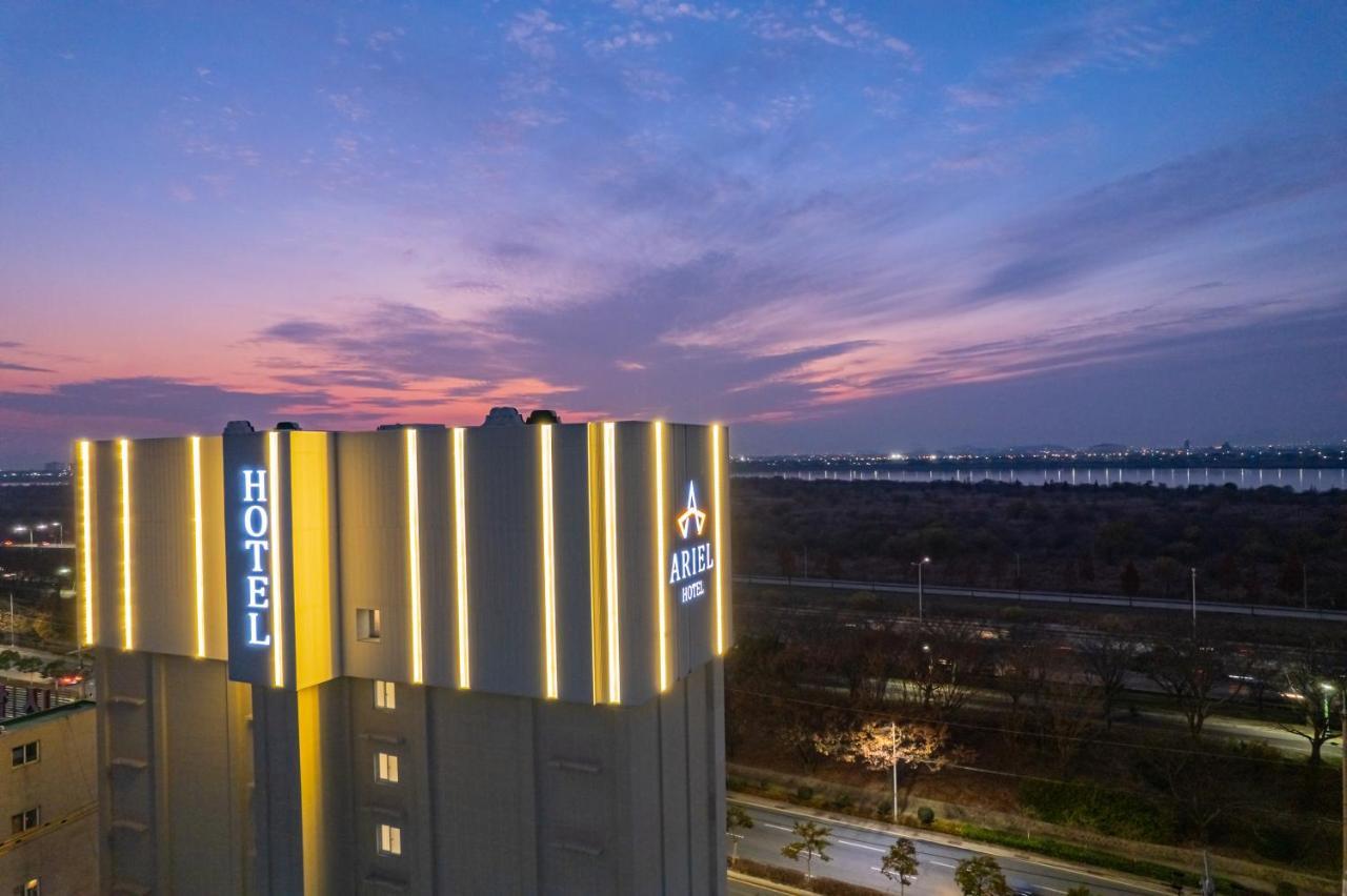 Ariel Hotel Μπουσάν Εξωτερικό φωτογραφία