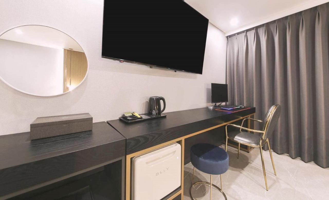 Ariel Hotel Μπουσάν Εξωτερικό φωτογραφία