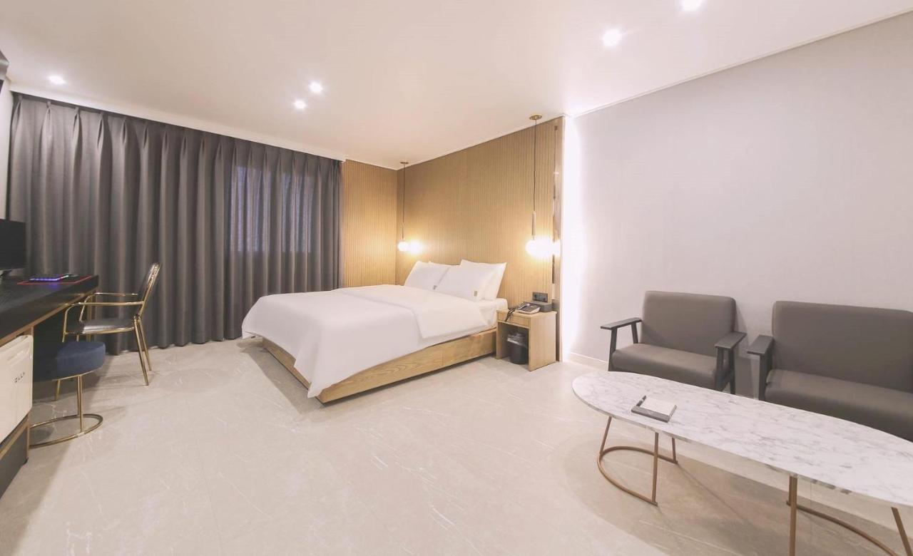 Ariel Hotel Μπουσάν Εξωτερικό φωτογραφία