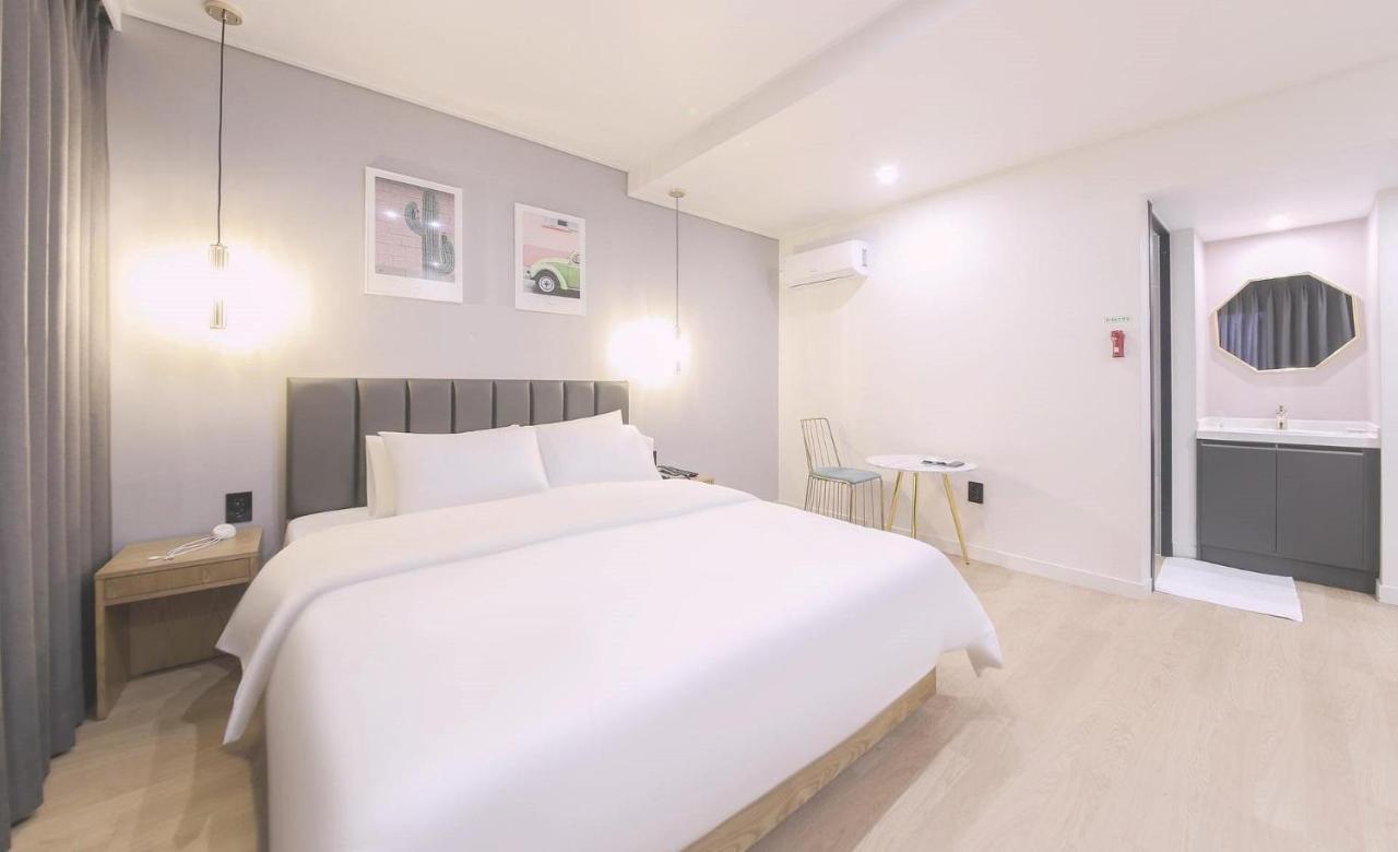 Ariel Hotel Μπουσάν Εξωτερικό φωτογραφία
