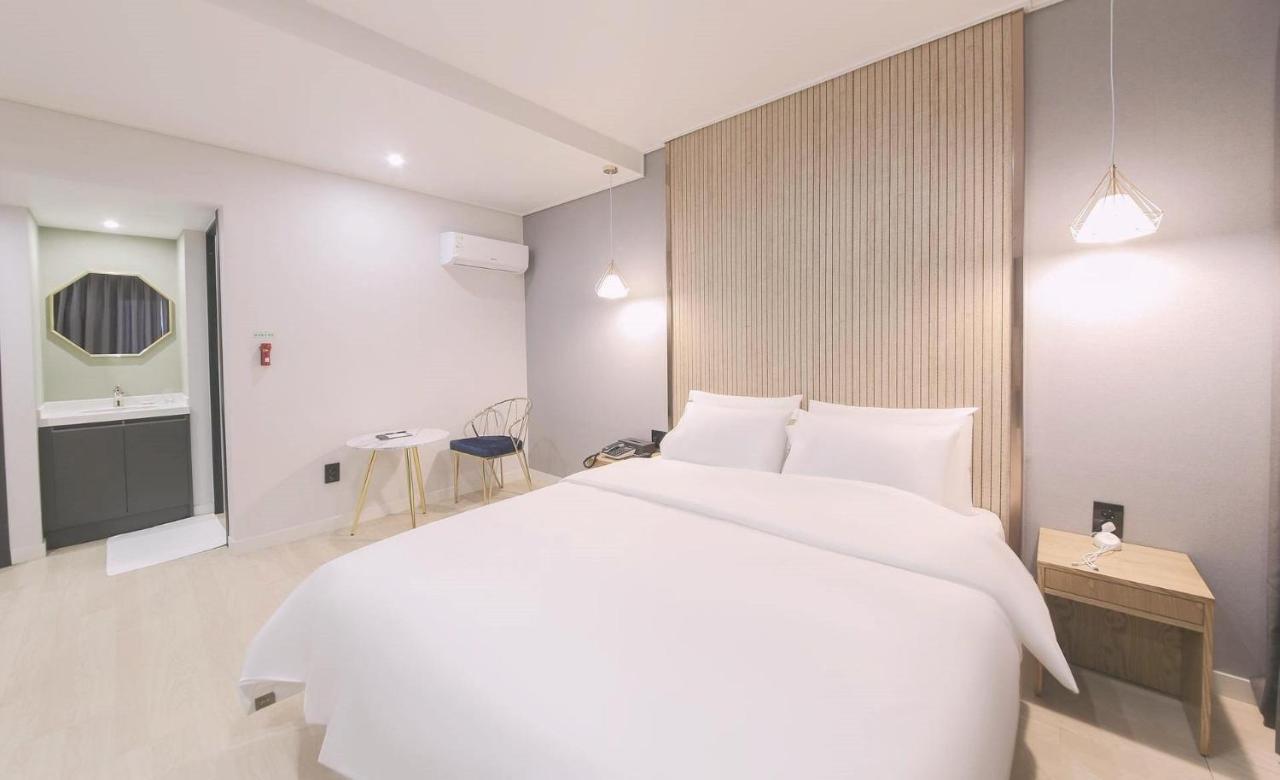Ariel Hotel Μπουσάν Εξωτερικό φωτογραφία