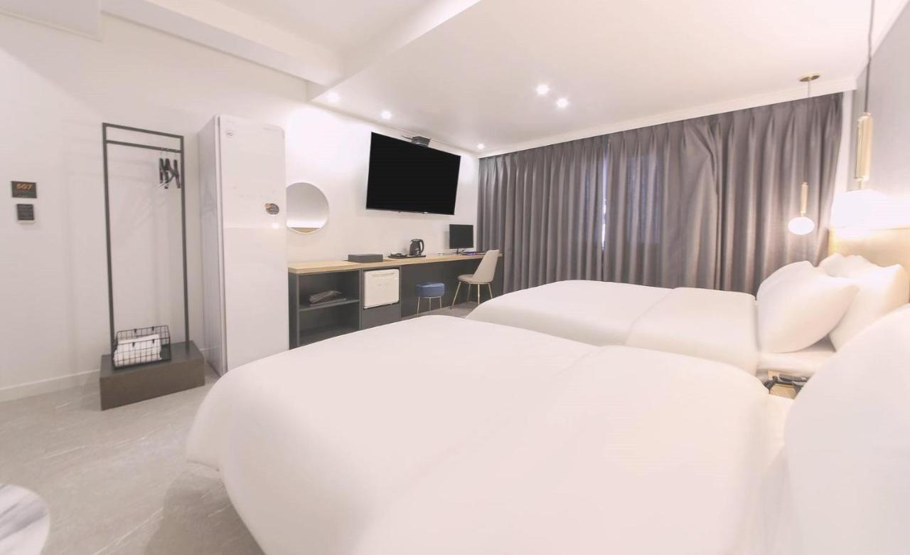 Ariel Hotel Μπουσάν Εξωτερικό φωτογραφία