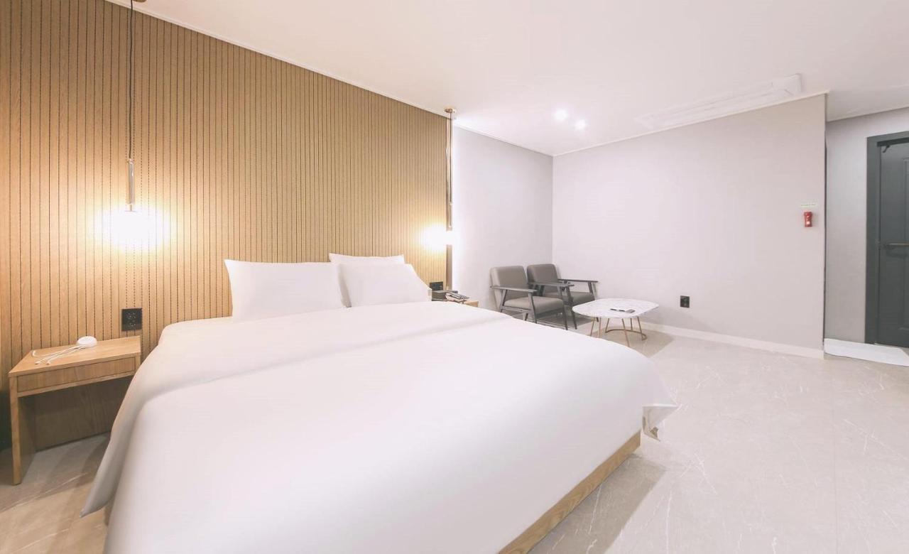 Ariel Hotel Μπουσάν Εξωτερικό φωτογραφία